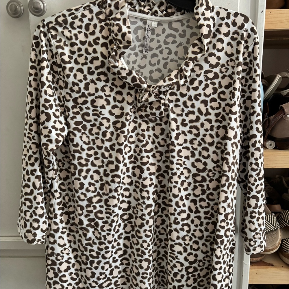 Lulu-B White and Brown 3/4 Sleeve Polo Blouse